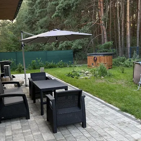 Dom W Otoczeniu Lasu Sosnowego Вілла